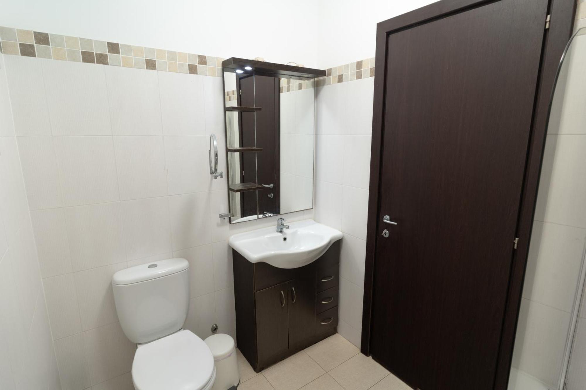 Violet Dusk City Center Flat Ларнака Екстериор снимка