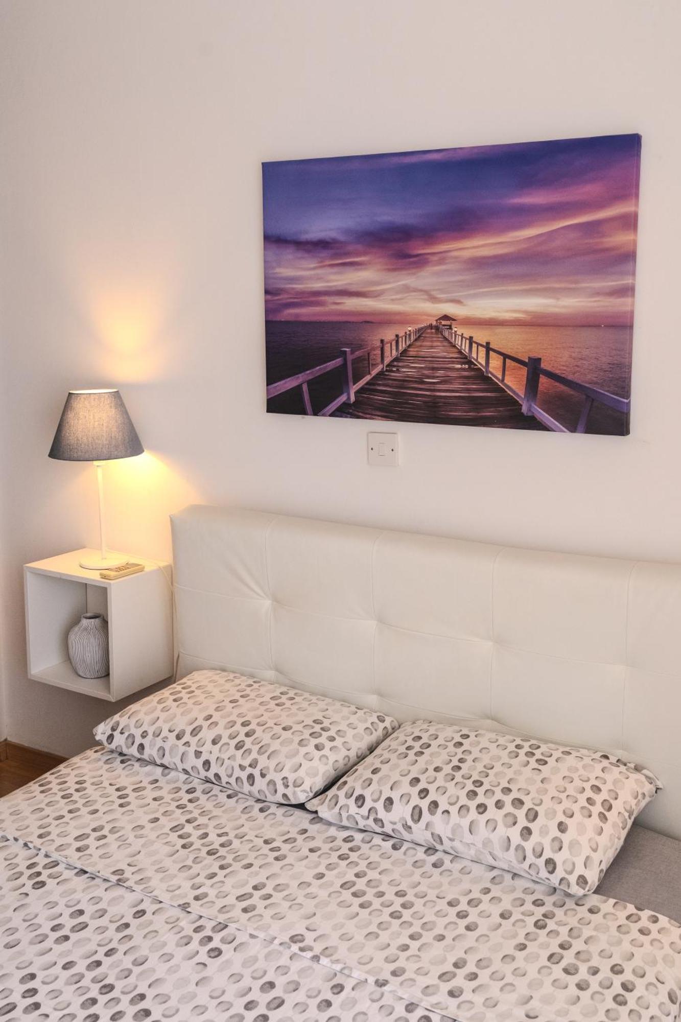 Violet Dusk City Center Flat Ларнака Екстериор снимка